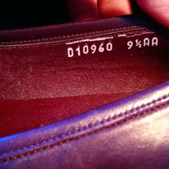 Shoes - Picture 3 of 3